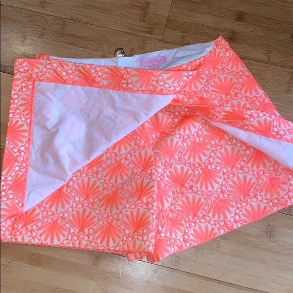 Lilly Pulitzer Marii Skort Seashell Lace Eyelet Size 00 in Excellent Condition - Picture 6 of 11